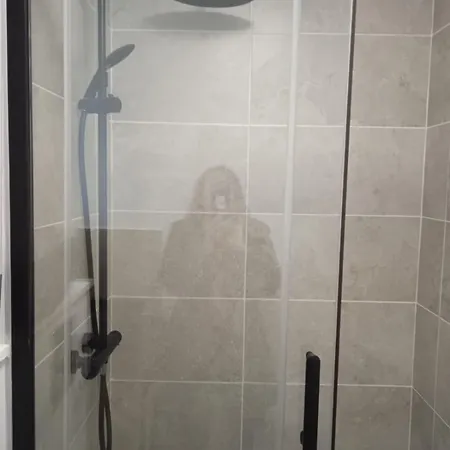 Center, 1br-4p, Sentier Parigi